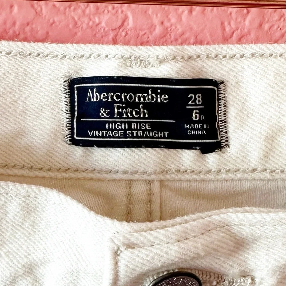 Abercrombie & Fitch White High Rise Vintage Straight Jeans 28 - Picture 4 of 7